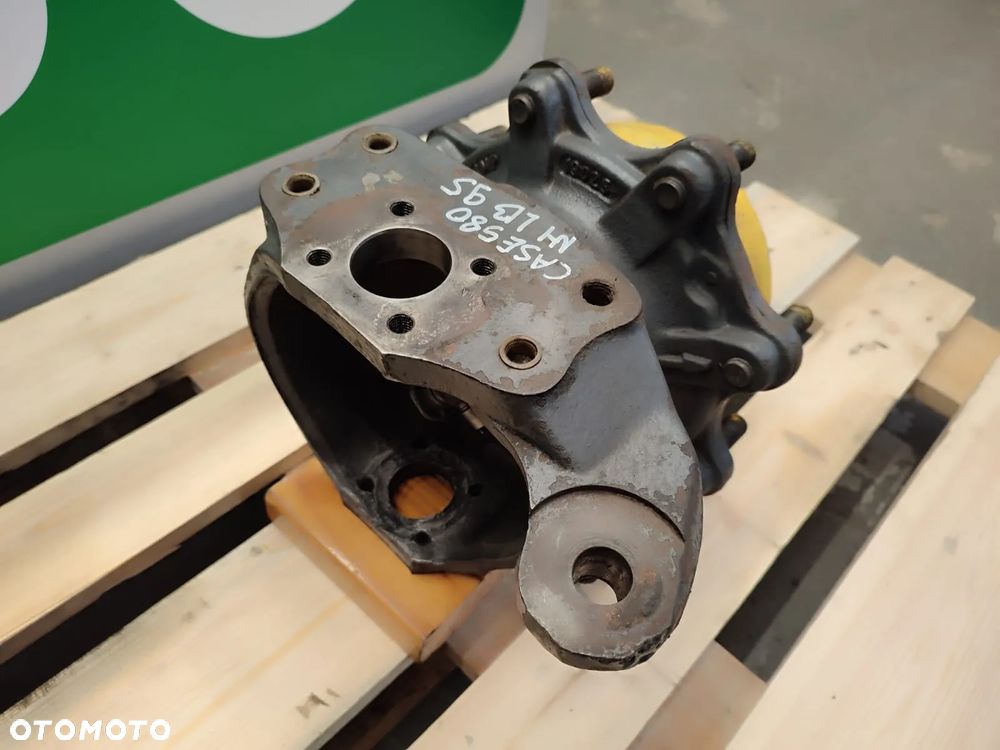 Zwolnica Zwrotnica 11002 Piasta Półoś NEW HOLLAND LB95 - 7