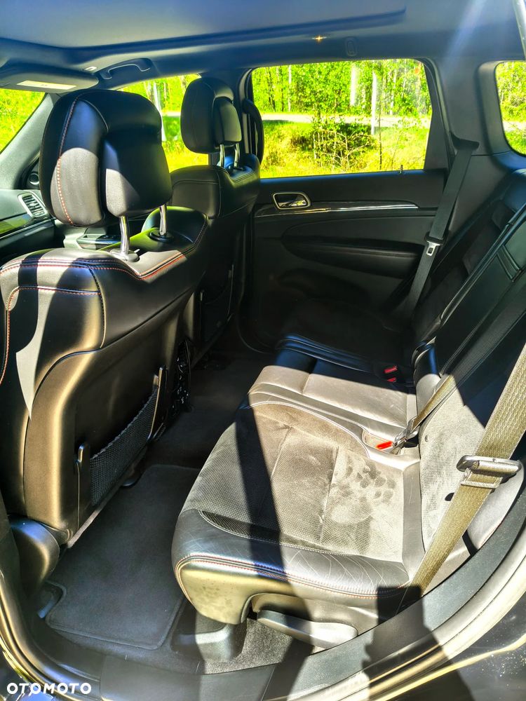 Jeep Grand Cherokee - 8