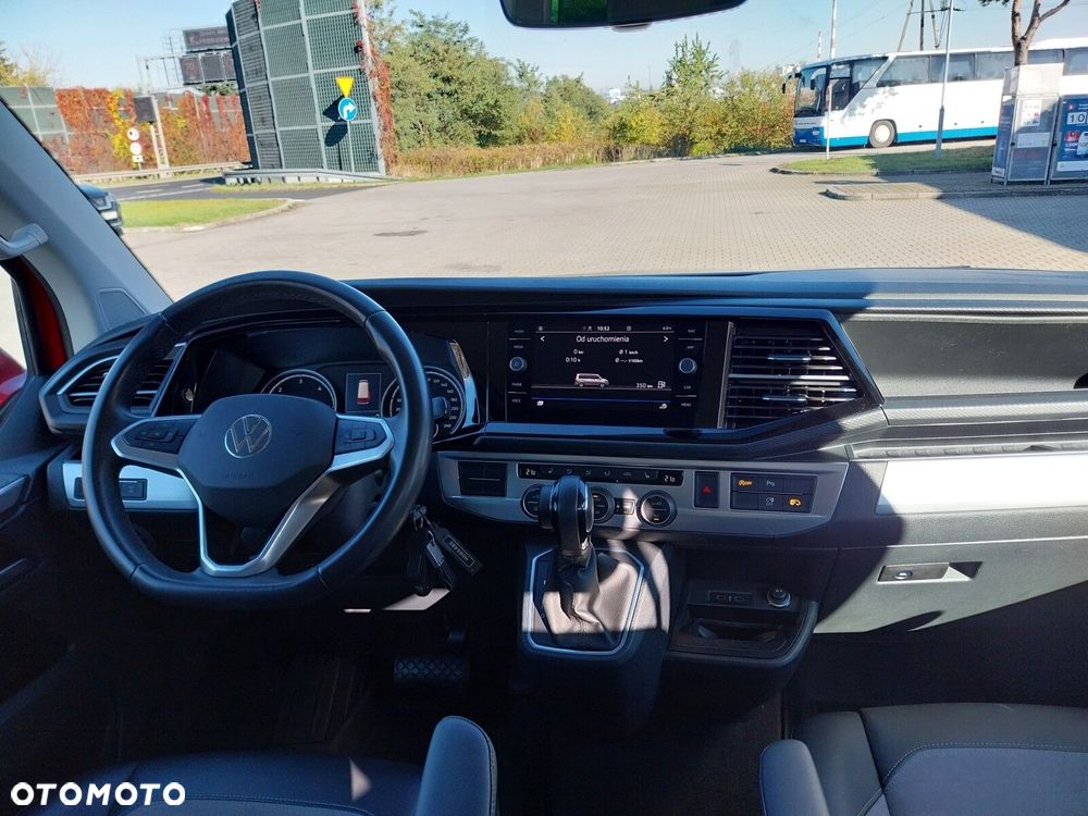 Volkswagen Multivan - 11