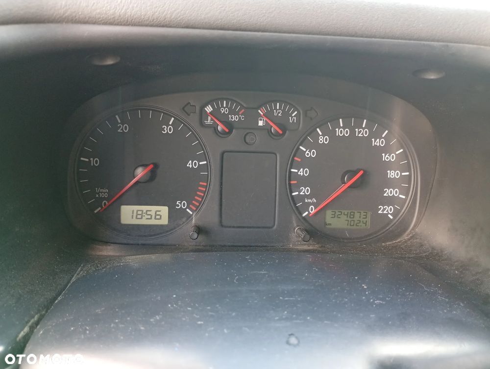 Volkswagen Transporter T4 1.9 TD 68 KM Blaszak Manual - 33