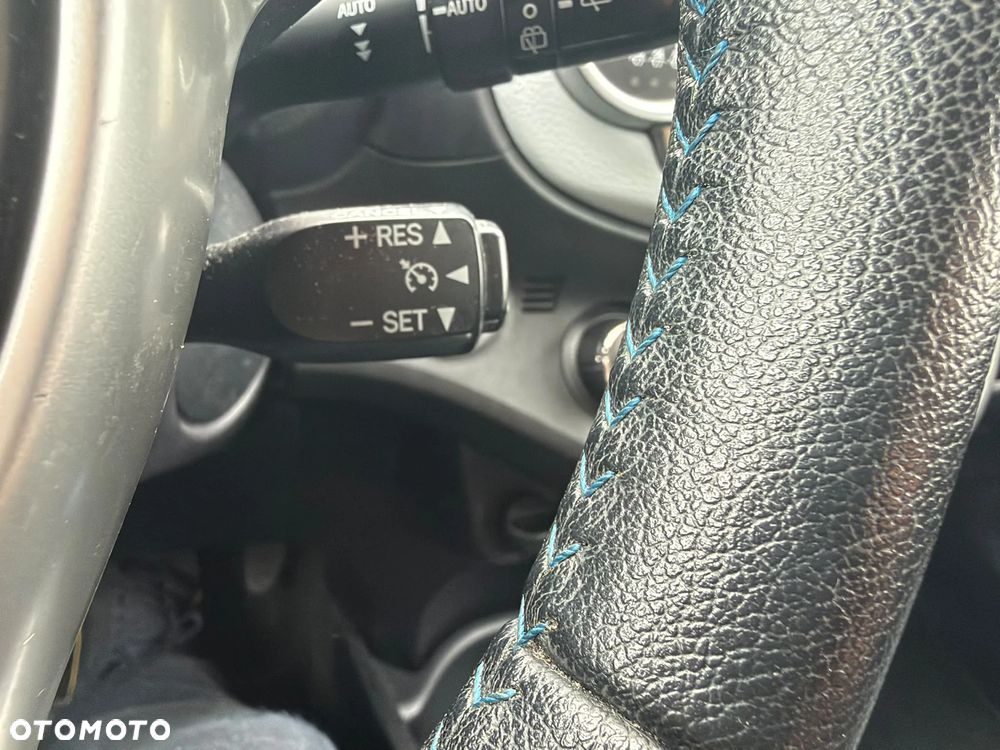 Toyota Yaris - 15