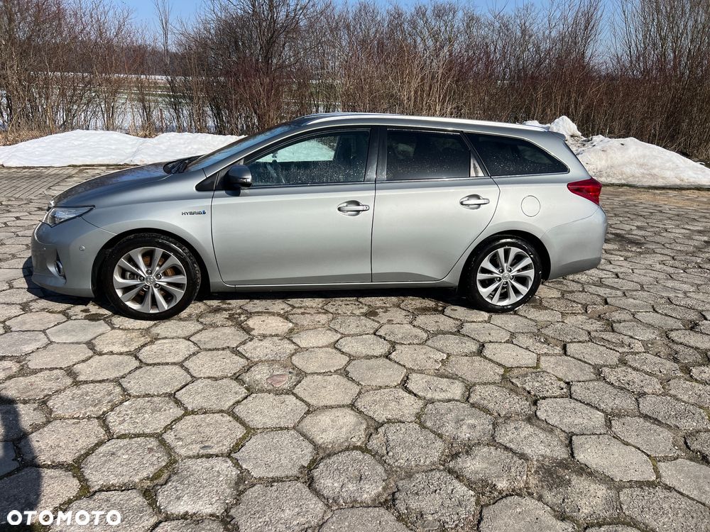 Toyota Auris 1.8 HSD Prestige NAVI - 4