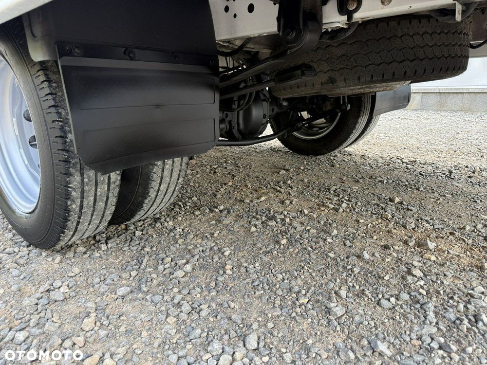 Ford Transit - 24