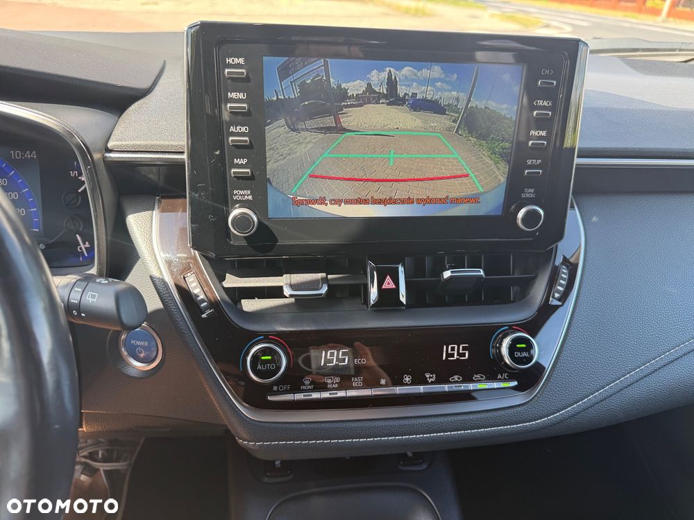 Toyota Corolla 2.0 Lounge - 15