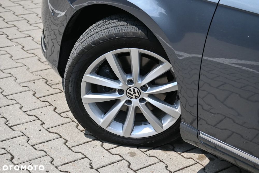 Volkswagen Passat 1.8 TSI DSG Highline - 37