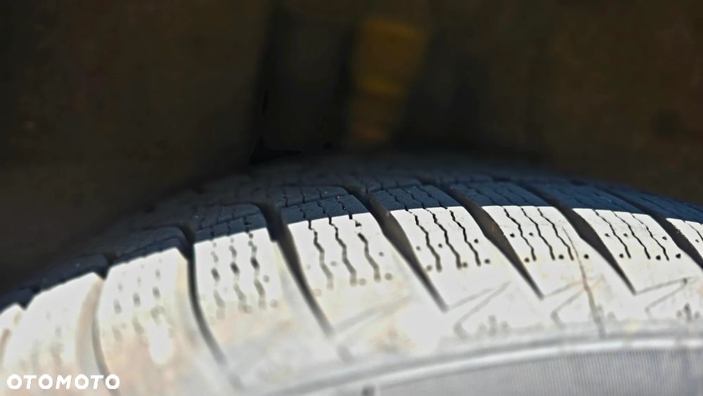 Audi A4 Avant 2.0 TDI DPF multitronic Ambiente - 17