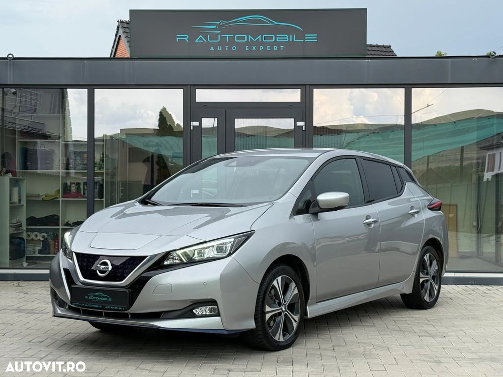 Nissan LEAF 62 kWh e+ N-Connecta - 4