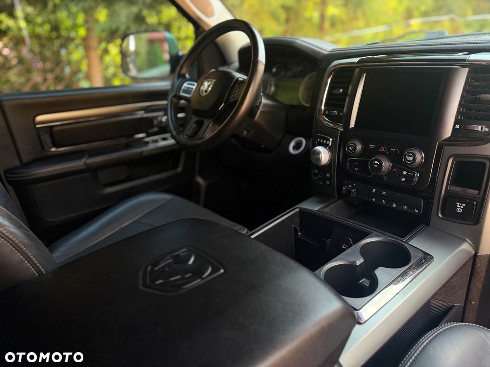 Dodge RAM 5.7 4x4 - 17