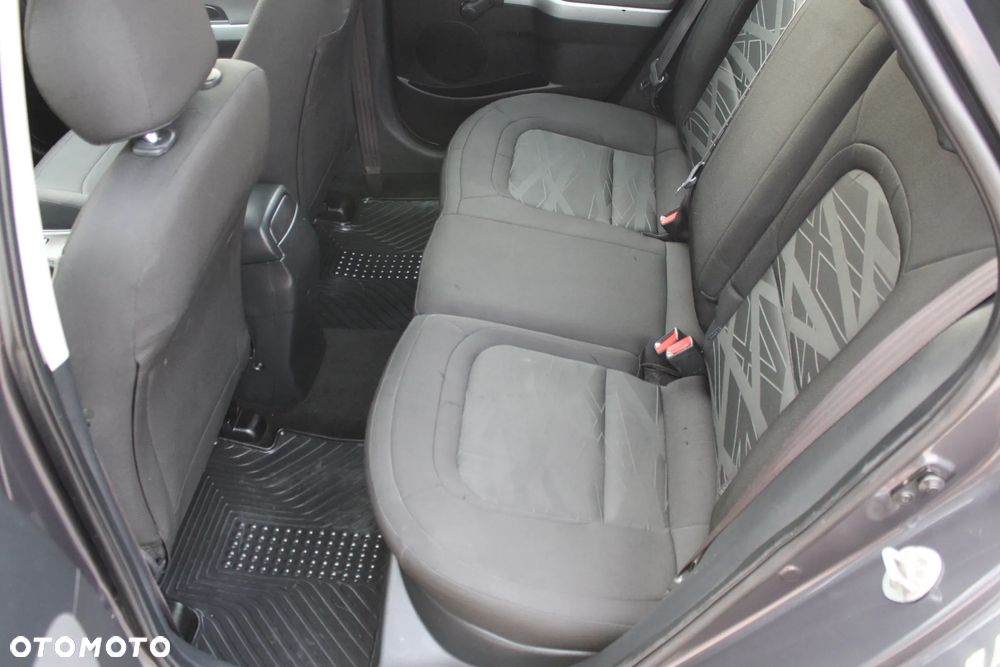 Kia Ceed - 15