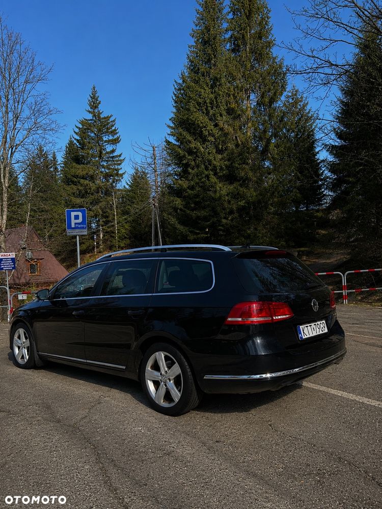 Volkswagen Passat 2.0 TDI 4Motion DSG BlueMotion Tech Highline - 5