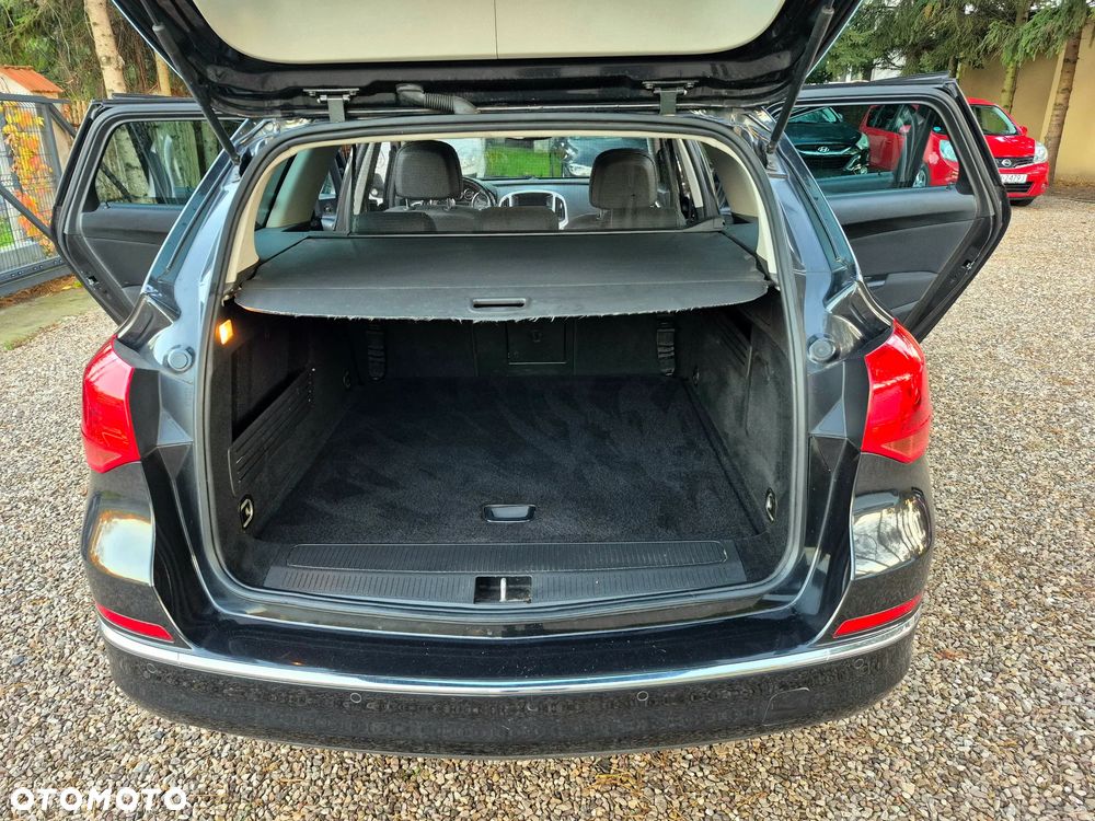 Opel Astra 1.4 Turbo 150 Jahre - 23