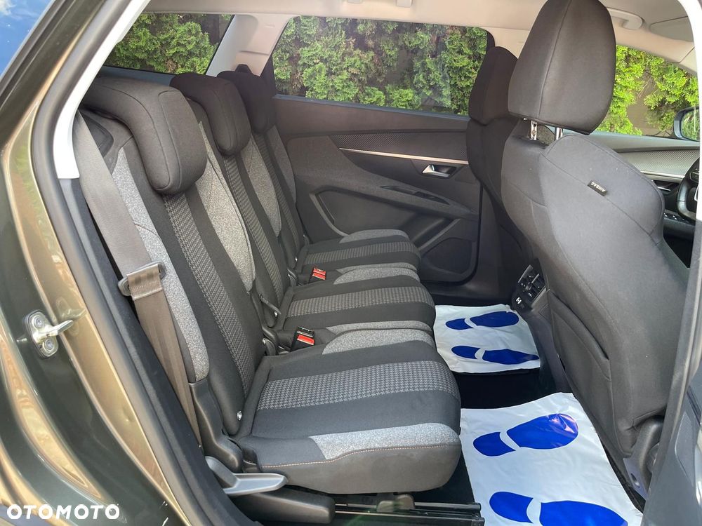 Peugeot 5008 BlueHDi 130 Active - 28