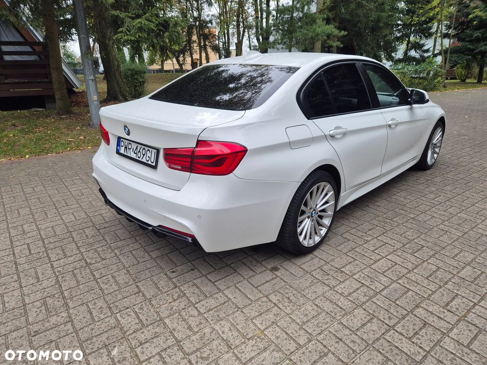 BMW Seria 3 318d M Sport - 5