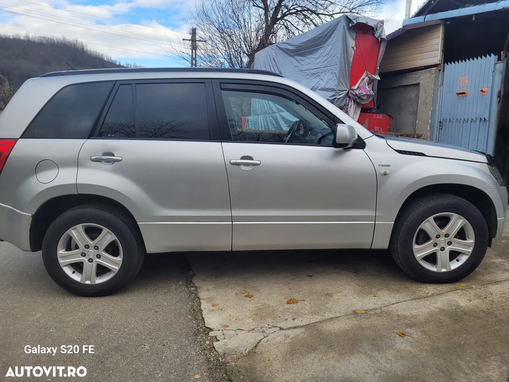 Suzuki Grand Vitara 1.9 DDIS Navi - 14