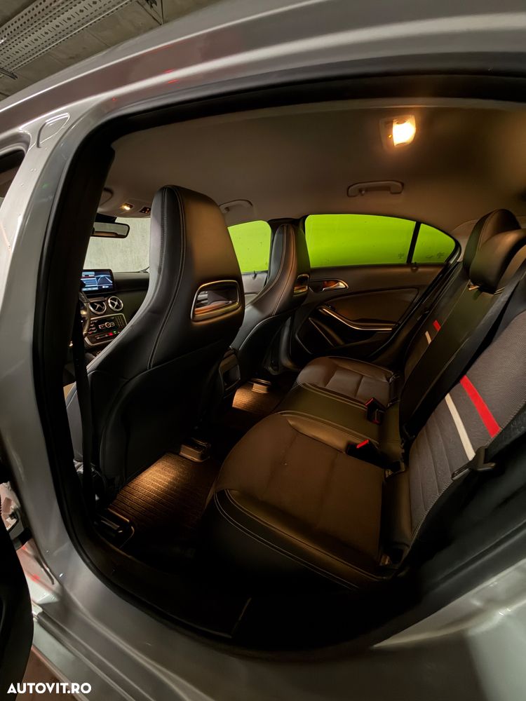 Mercedes-Benz A 180 - 4
