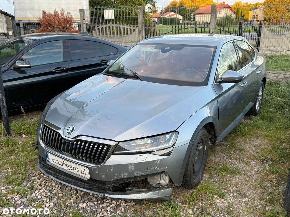Skoda Superb 2.0 TDI SCR Ambition DSG - 3