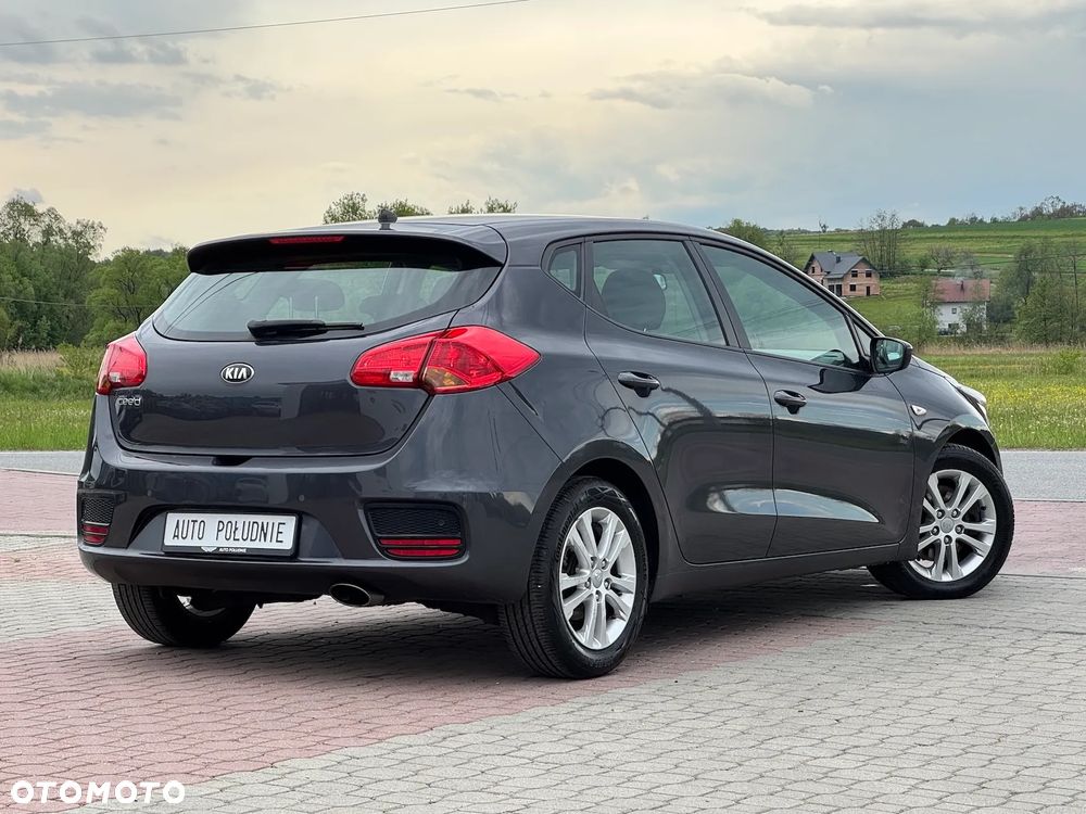 Kia Ceed - 3