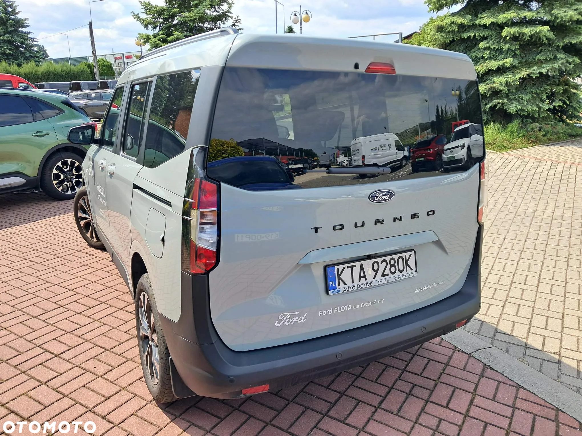 Ford Tourneo Courier 1.0 EcoBoost Titanium - 9