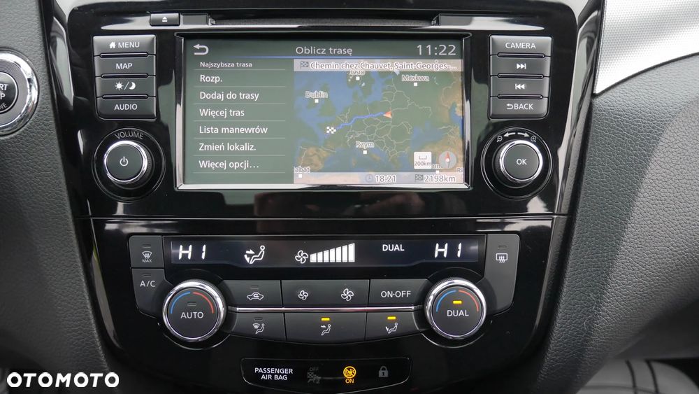 Nissan Qashqai 1.3 DIG-T AKARI - 30