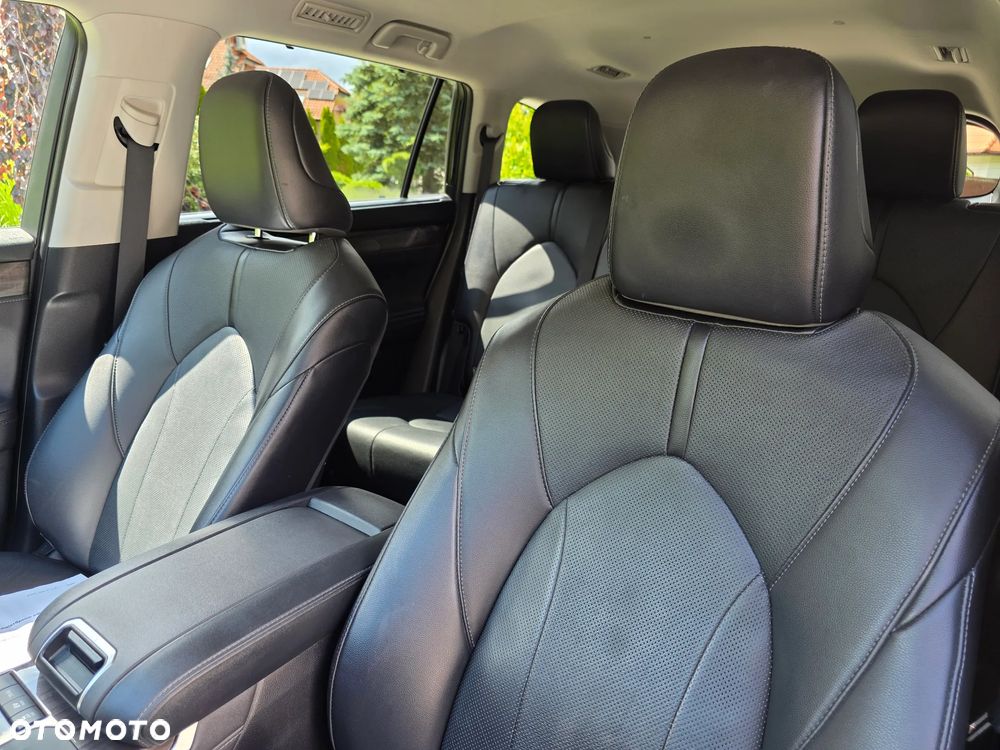 Toyota Highlander 2.5 Hybrid Executive Style - 26