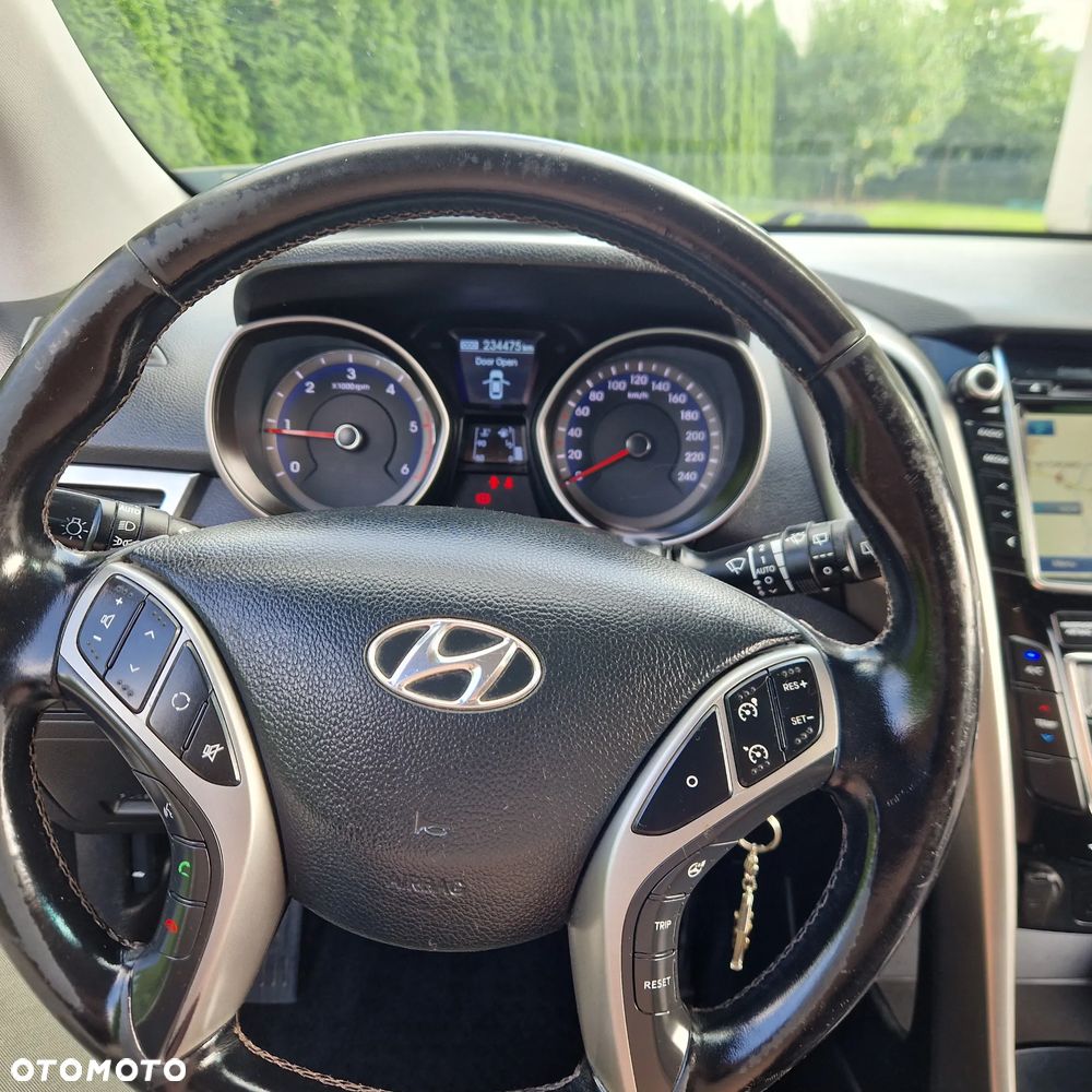 Hyundai i30 1.6 CRDi Premium - 13