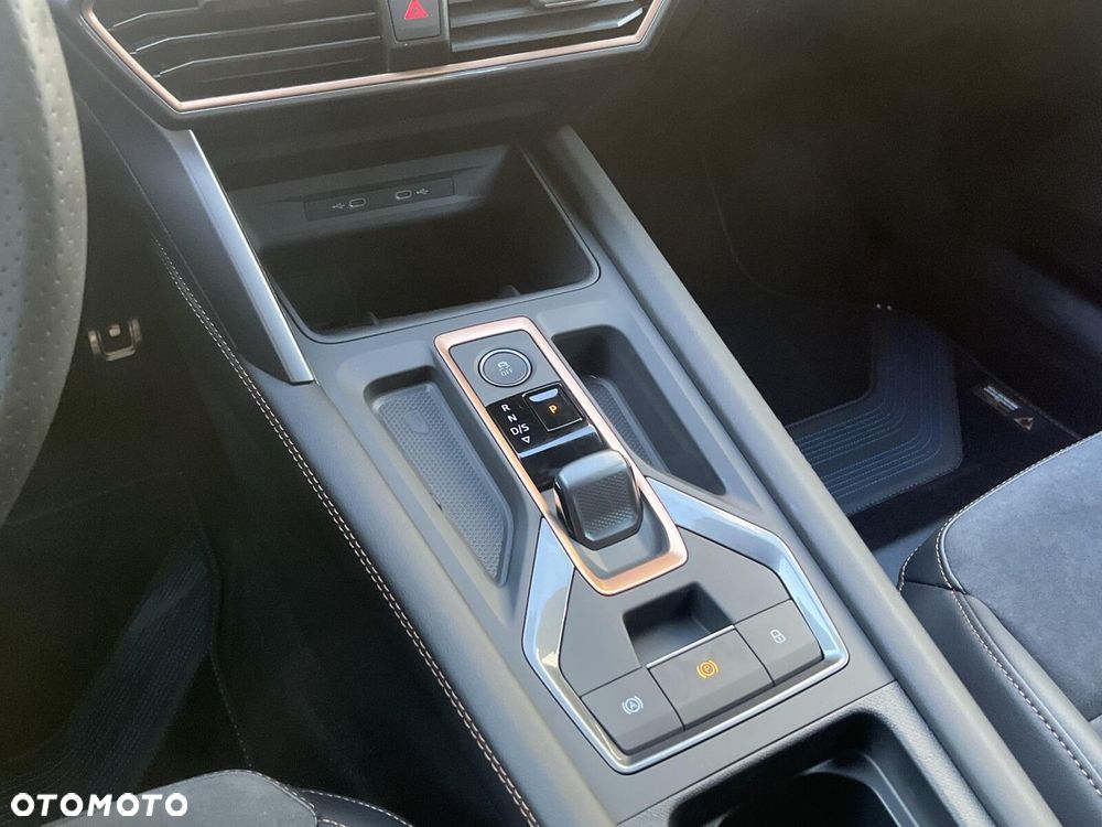 Cupra Formentor - 30