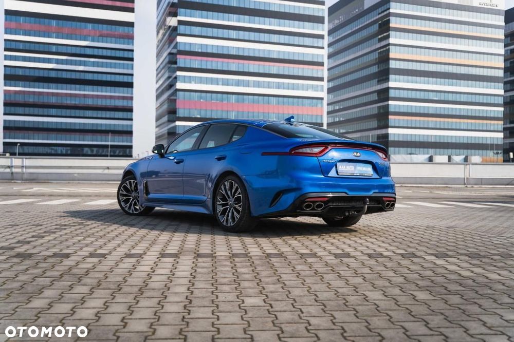 Kia Stinger - 7