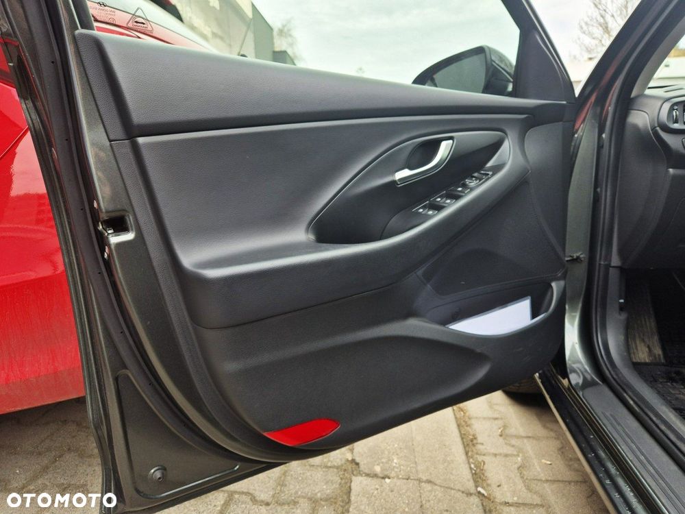 Hyundai i30 1.5 T-GDI 48V-Hybrid EDITION 30 - 27