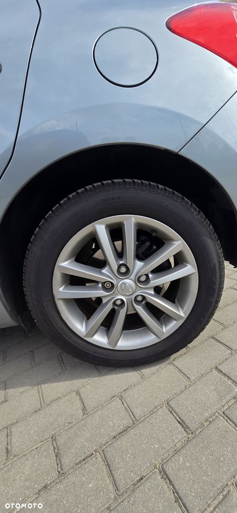 Toyota Auris 1.6 2010 - 17
