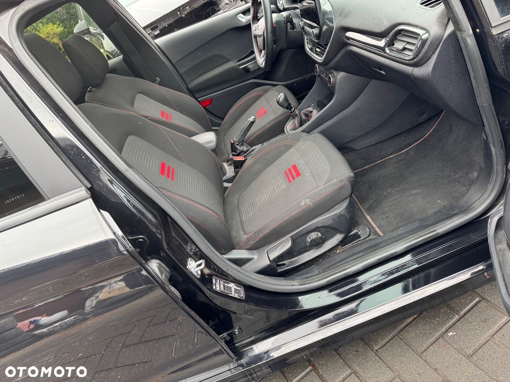 Ford Fiesta - 29