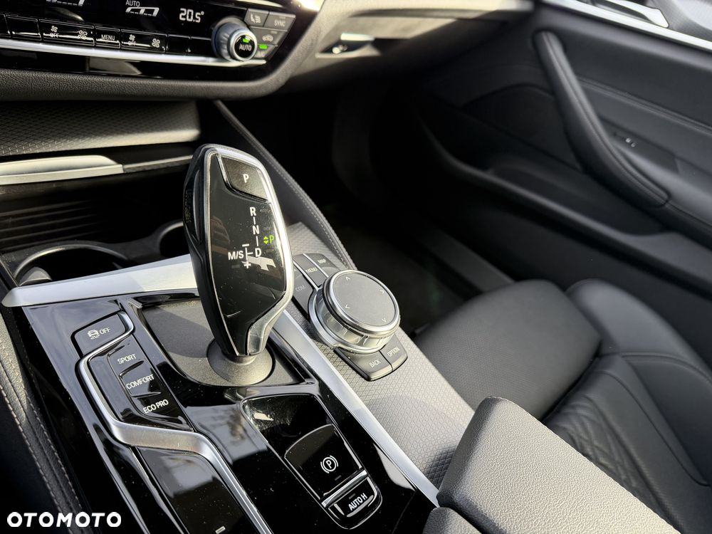 BMW Seria 5 518d mHEV M Sport sport - 18