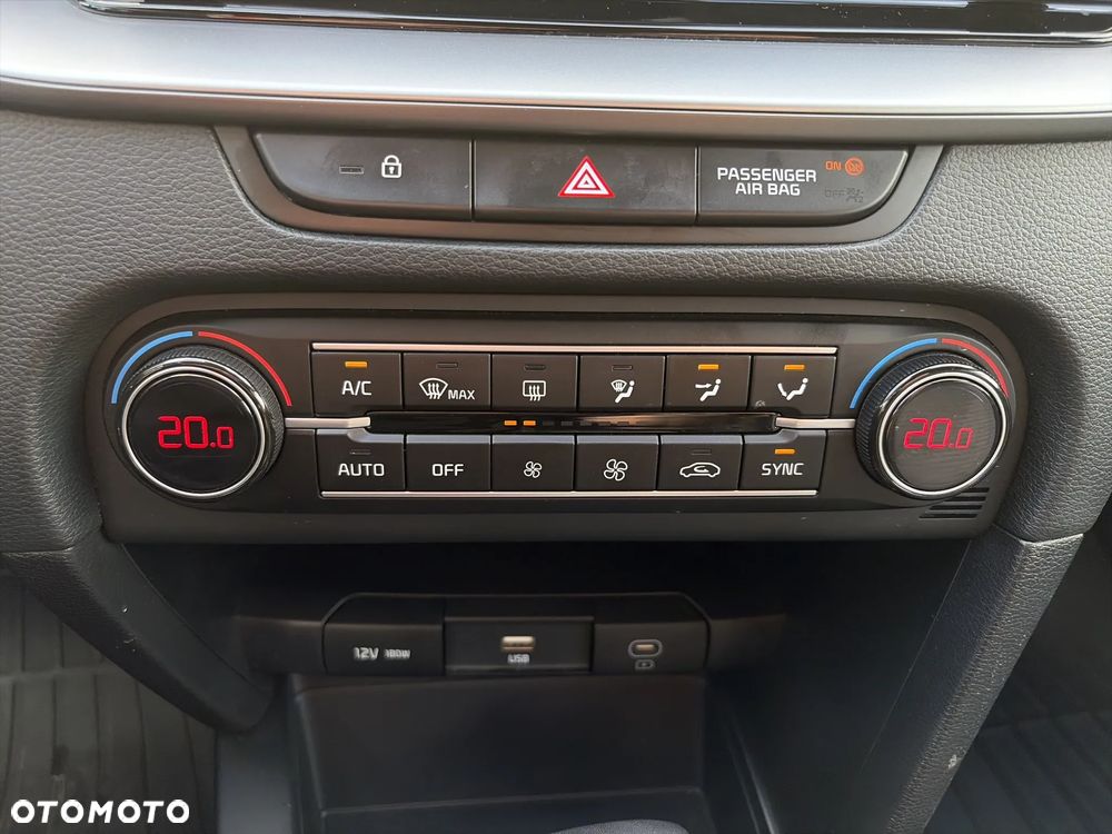 Kia Ceed 1.5 T-GDI M DCT - 21