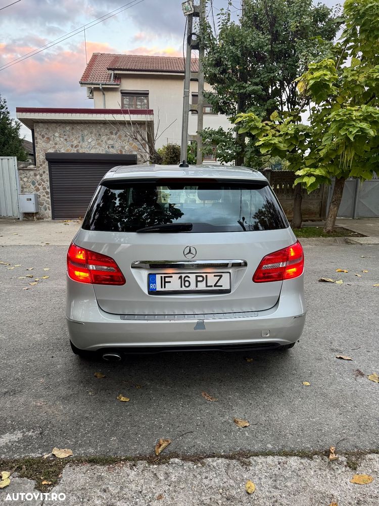 Mercedes-Benz B 180 CDI (BlueEFFICIENCY) 7G-DCT - 13