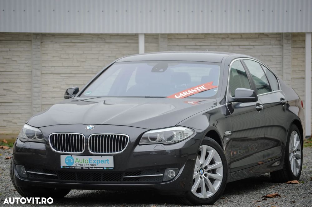 BMW Seria 5 520i Aut. Luxury Line - 3