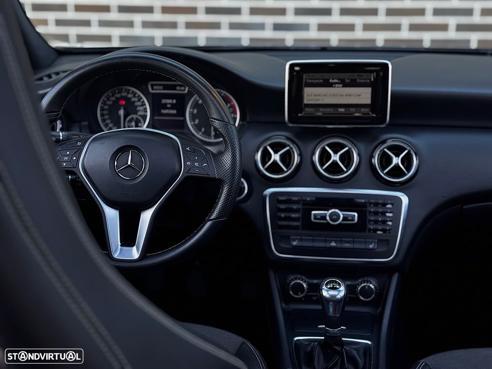 Mercedes-Benz A 180 (BlueEFFICIENCY) - 11
