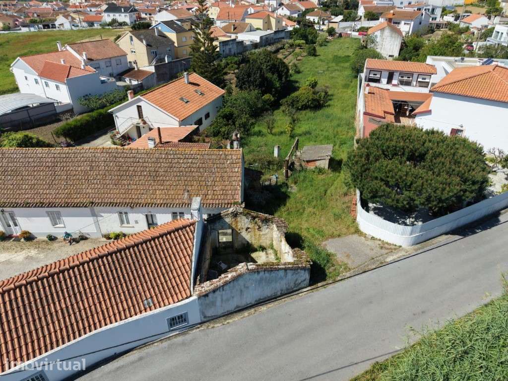 Moradia T2 para recuperar + Ruína + Anexos + Terreno - Grande imagem: 5/32
