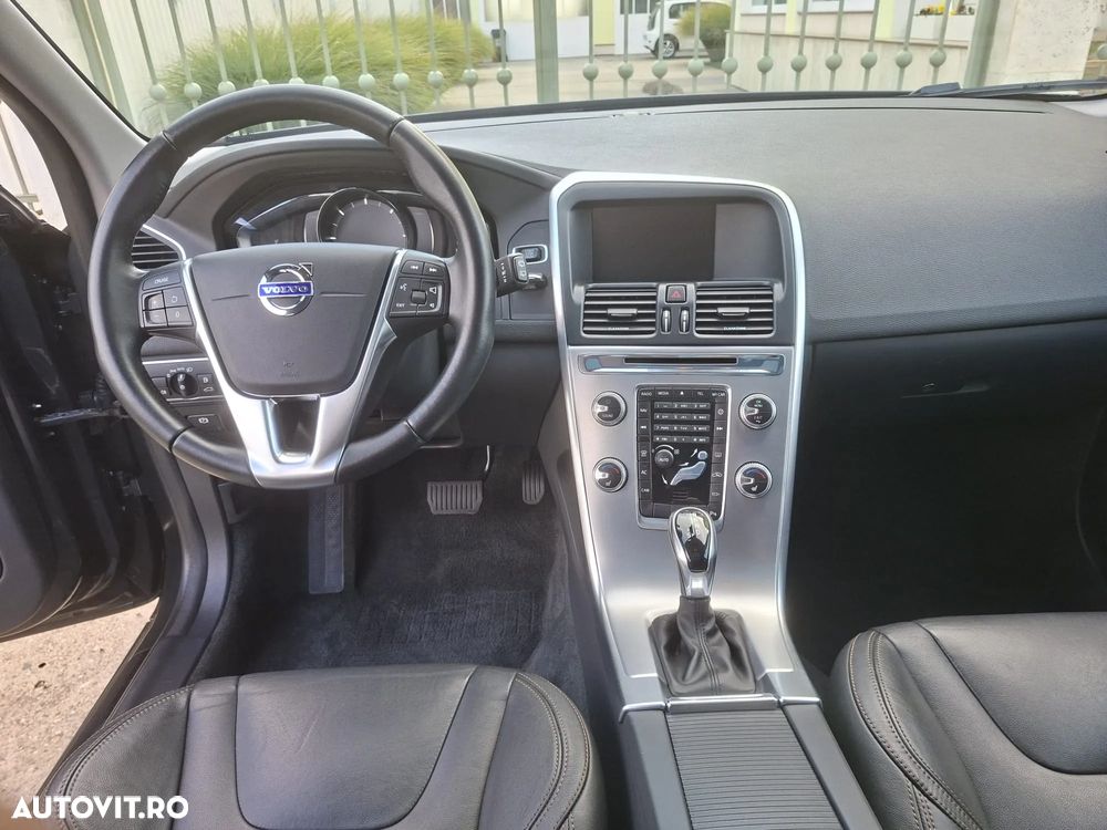 Volvo XC 60 D4 Geartronic Summum - 5
