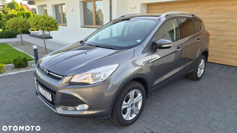 Ford Kuga 1.6 EcoBoost 2x4 Titanium - 28