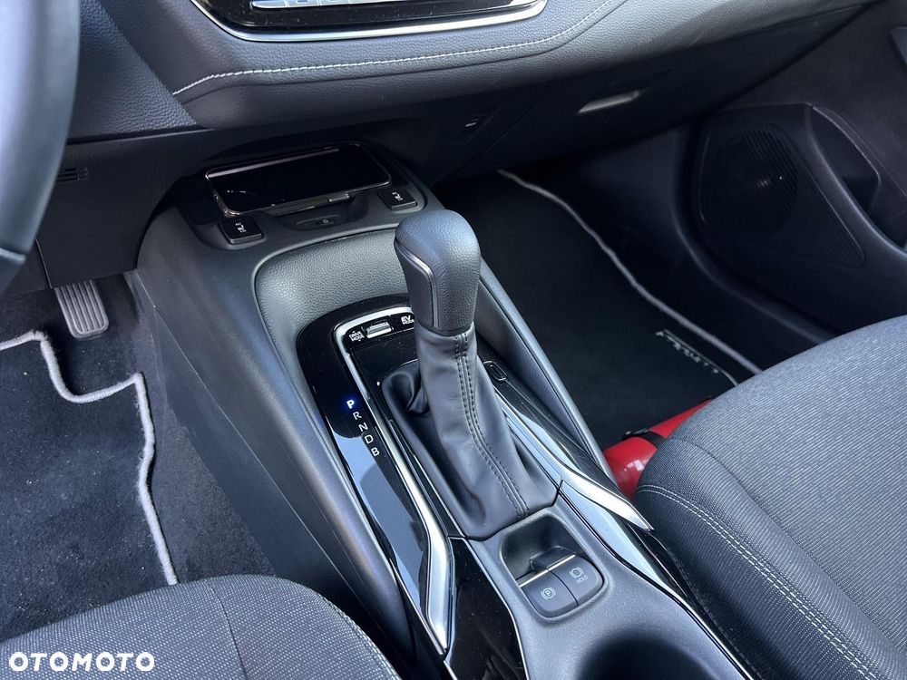 Toyota Corolla 1.8 Hybrid Style - 23