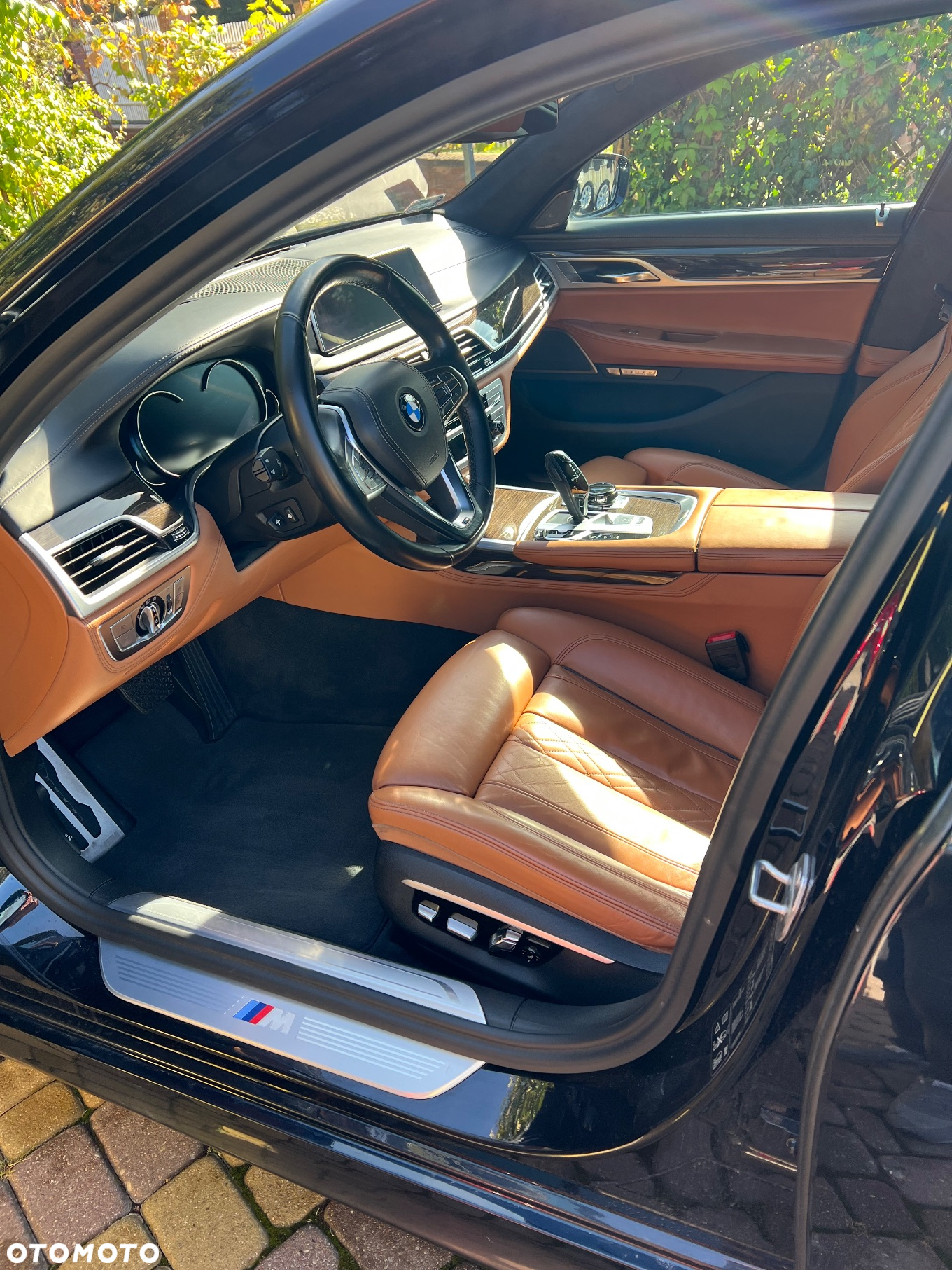 BMW Seria 7 750i xDrive - 5