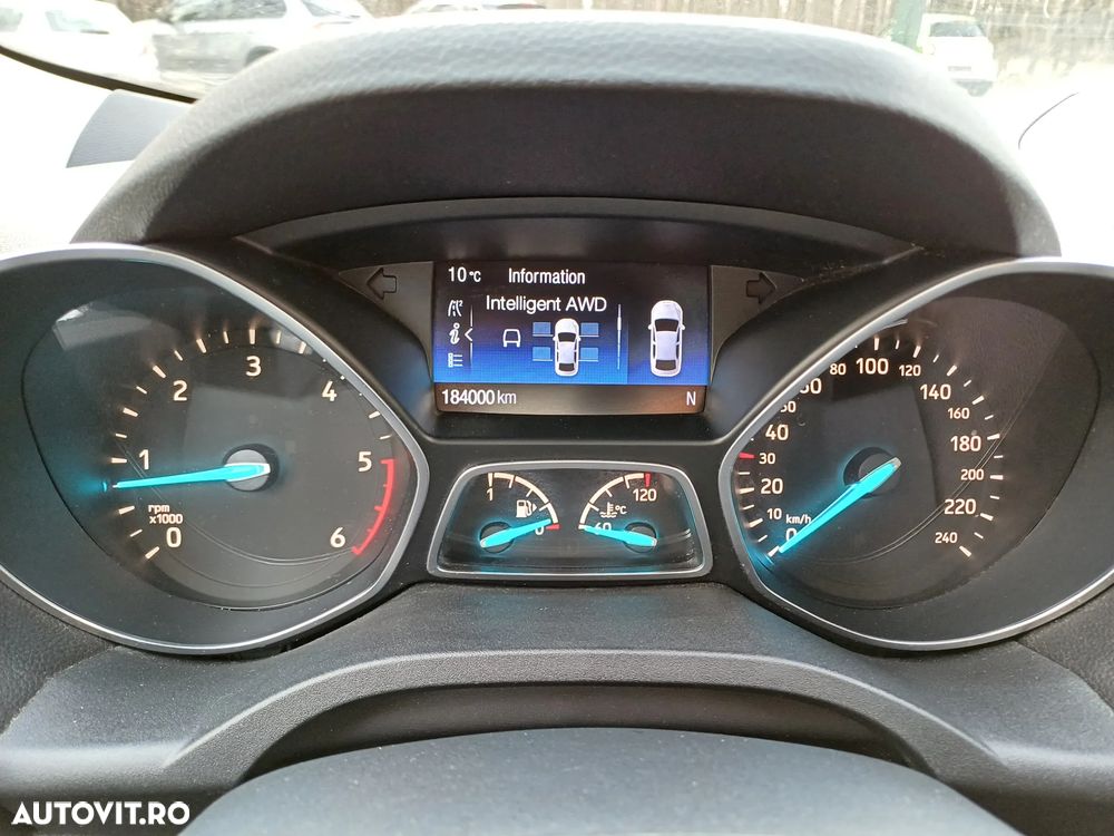Ford Kuga 2.0 TDCi 4x4 Titanium - 14