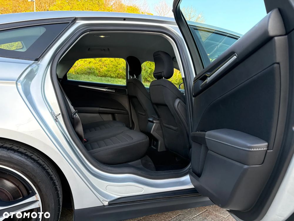 Ford Mondeo 2.0 TDCi Silver X (Amb Plus) - 15