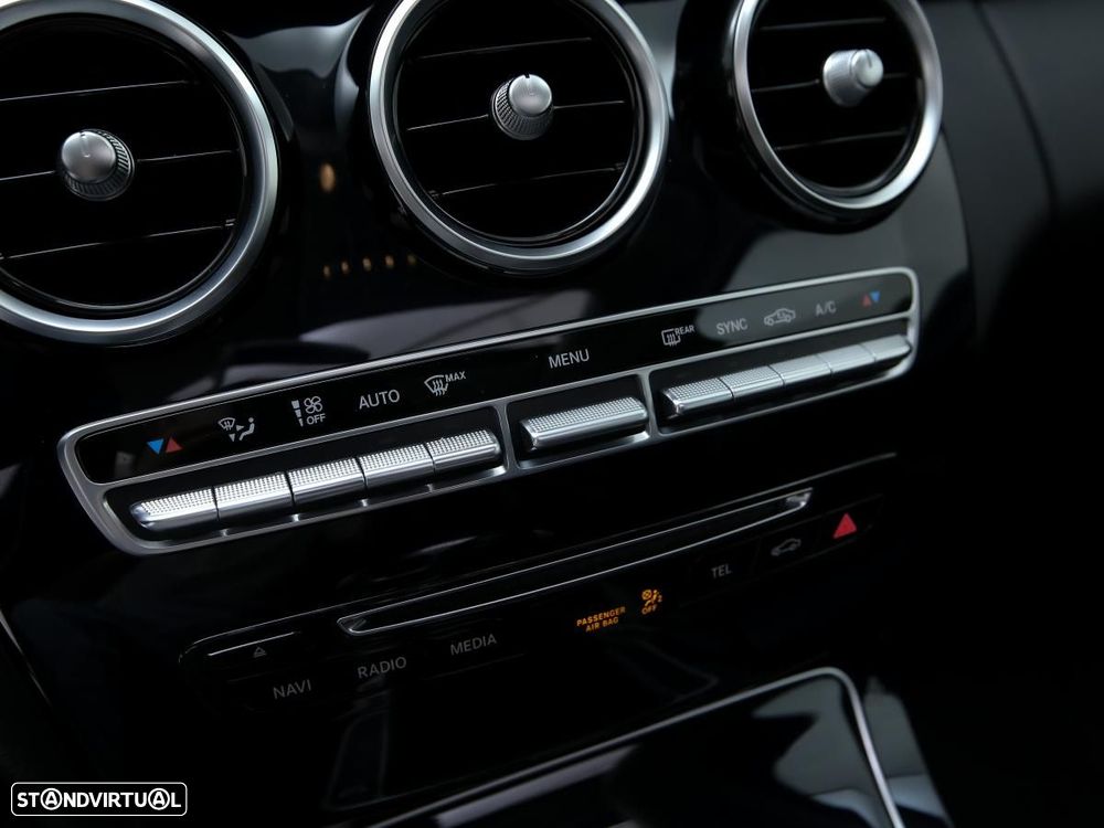 Mercedes-Benz C 200 - 22