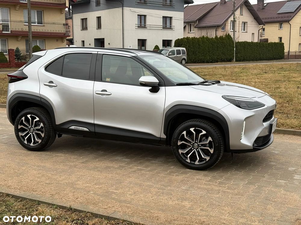 Toyota Yaris Hybrid 1.5 Style - 4