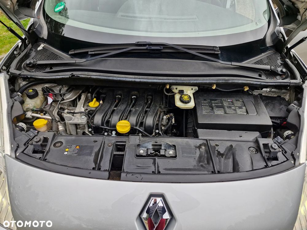 Renault Scenic 1.6 16V Authentique - 26