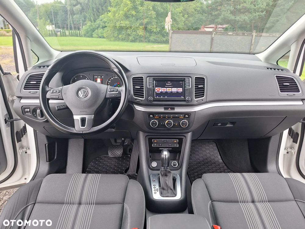 Volkswagen Sharan - 27