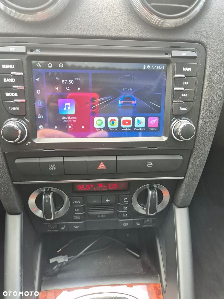 Audi A3 Sportback 1.4 TFSI S tronic Ambiente - 8