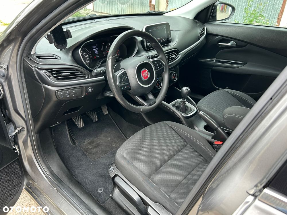 Fiat Tipo 1.4 16V More - 9