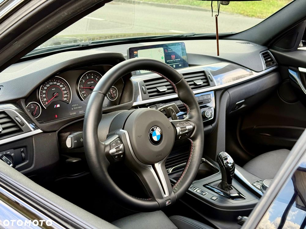 BMW Seria 3 330i M Sport - 21