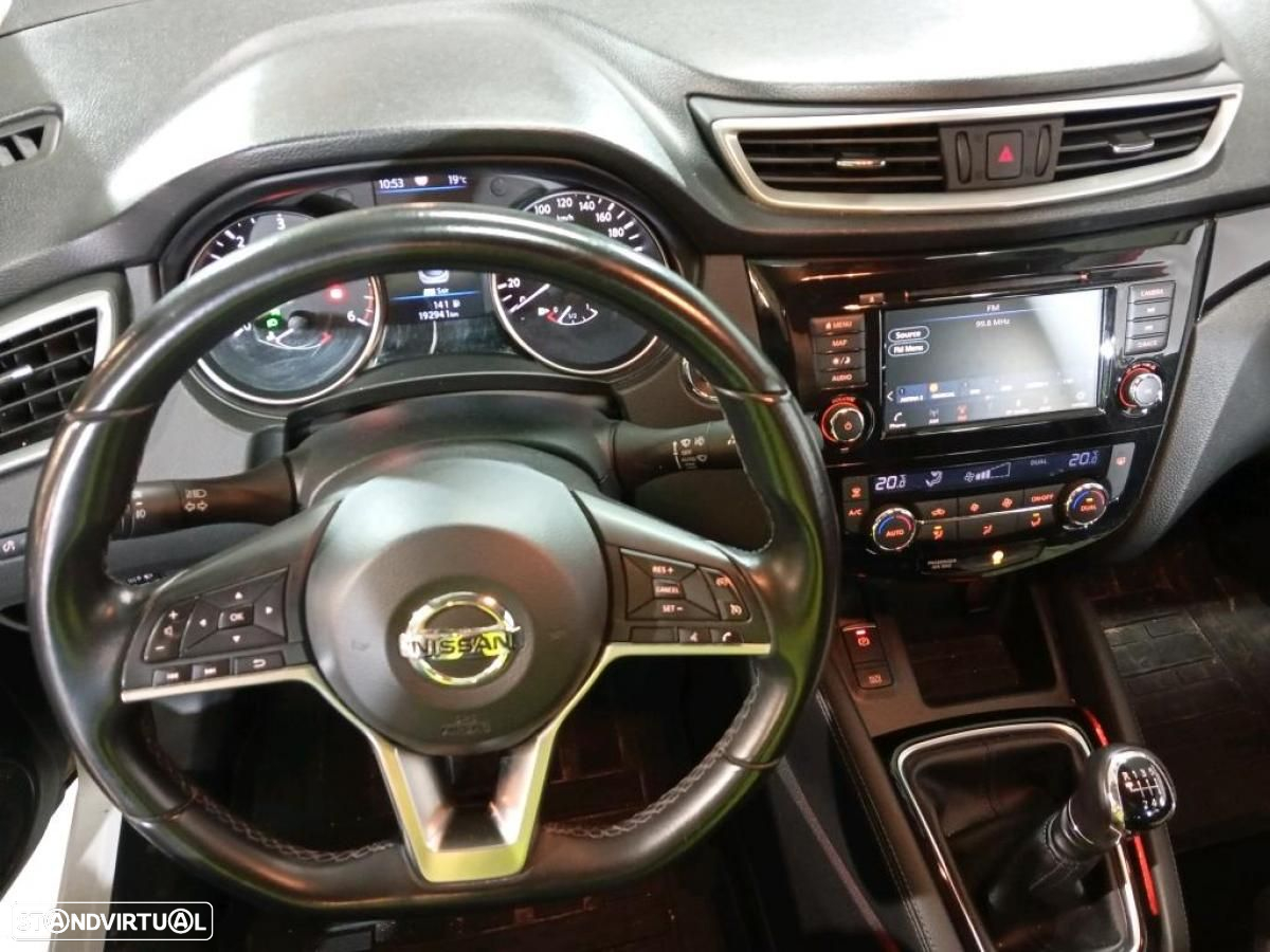 Nissan Qashqai 1.5 dCi N-Connecta - 7